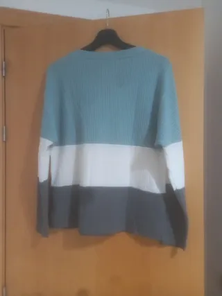 Jersey de rayas gris, azul y blanco