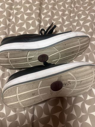 Zapatos de piel negros talla 42