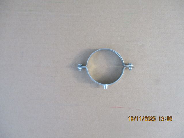 ABRAZADERA METÁLICA CON ROSCA M-6, Ø 55mm.