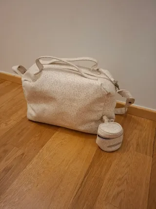 Mala maternidade + muda fraldas+porta chupetas