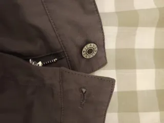 Gonne cargo grigie e verdi