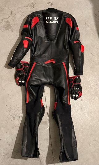 Mono de Cuero Perforado 1 Pieza