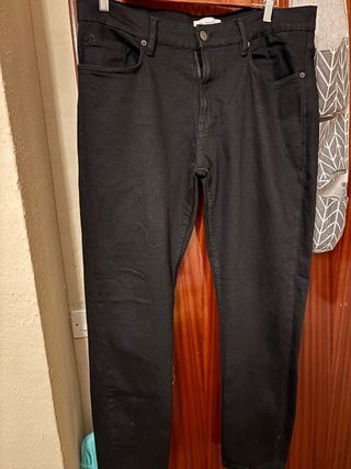 Pantalón Zara Talla 44 Negro