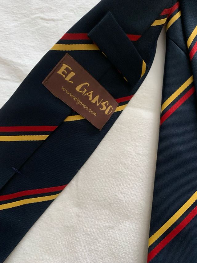Corbata El Ganso Rayas Azul, Roja y Amarilla