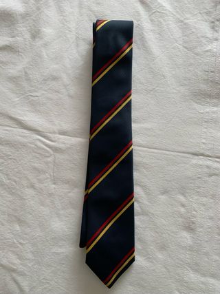 Corbata El Ganso Rayas Azul, Roja y Amarilla