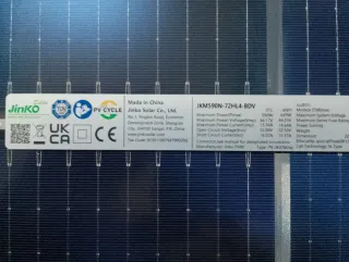 JINKO SOLAR 590W BIFACIALES
