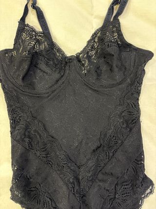 Body lencero negro encaje