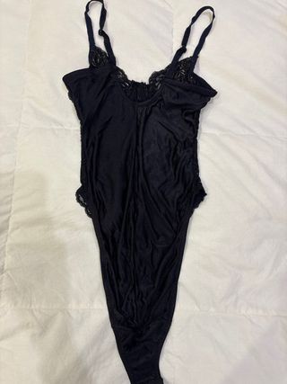 Body lencero negro encaje
