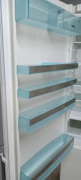 Nevera Siemens No Frost A+ 200x70