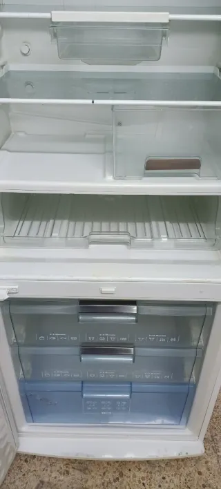 Nevera Siemens No Frost A+ 200x70