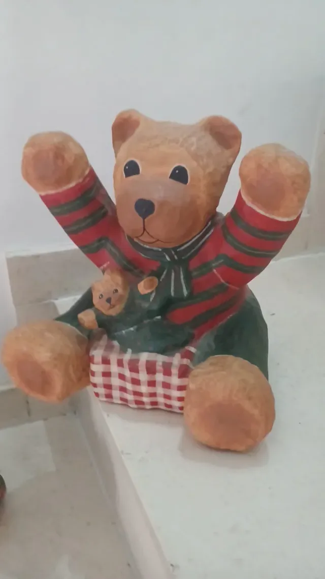 Diferentes Osos Papel Maché Decorativos