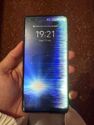 Huawei P40 Pro con schermo rotto