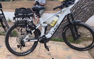 Bicicleta Eléctrica Cube 160 SLX 27.5 CARBONO