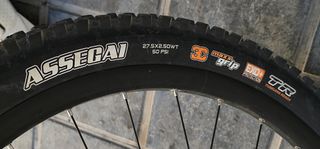 Bicicleta Eléctrica Cube 160 SLX 27.5 CARBONO