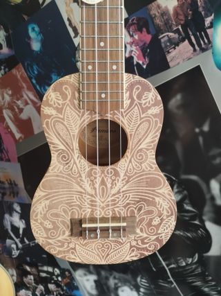 (Nuevo) Ukelele Soprano Bamboo (B1EEL) Elixir