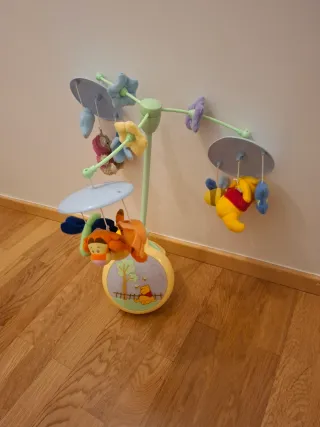 Móbil de berço com melodias