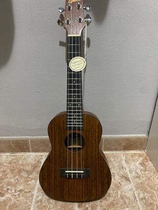 Ukelele DAYTONA Soprano Ébano