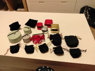 Cajas y accesorios Tous