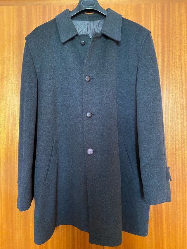 Abrigo Massimo Dutti gris hombre