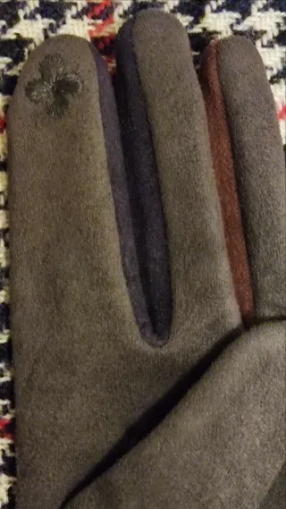 Guantes antelina mujer con pompón