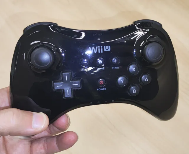 Mando Wii U Pro Nintendo + Cable Carga