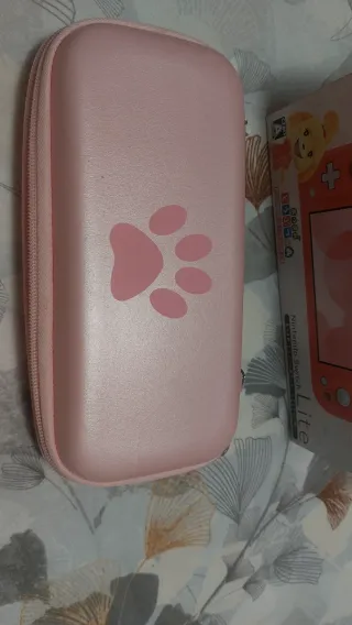 Nintendo Switch Lite Animal Crossing Edizione Speciale