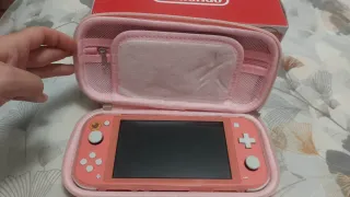 Nintendo Switch Lite Animal Crossing Edizione Speciale