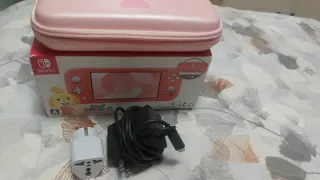 Nintendo Switch Lite Animal Crossing Edizione Speciale