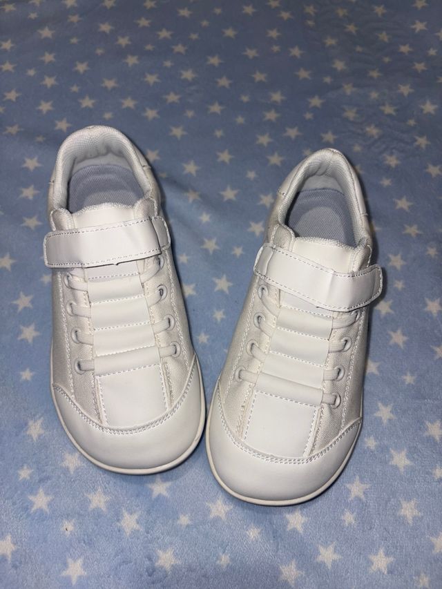 Tênis barefoot brancos nº 32