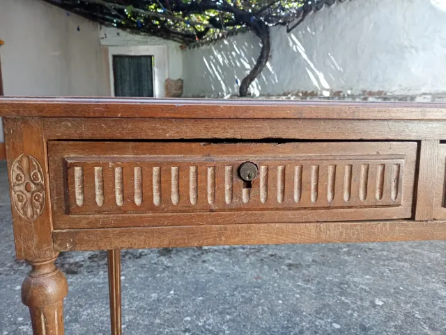 Mesa escritorio de madera