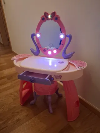 Penteadeira HOMCOM com banquinho e música