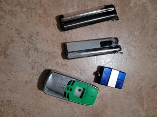 Set 4 accendini vintage