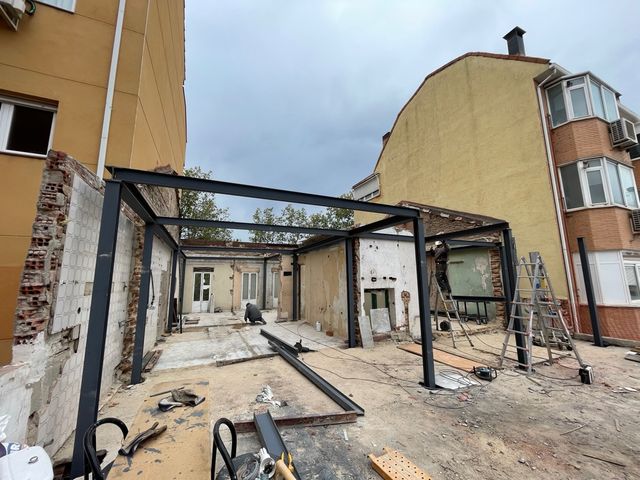 Estructura metálica para obra