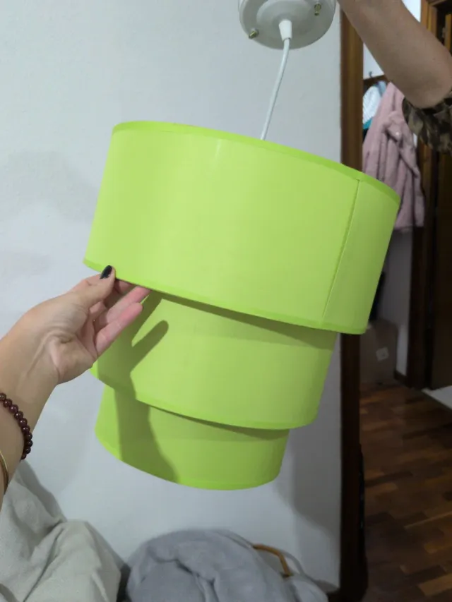 Lámpara de techo verde