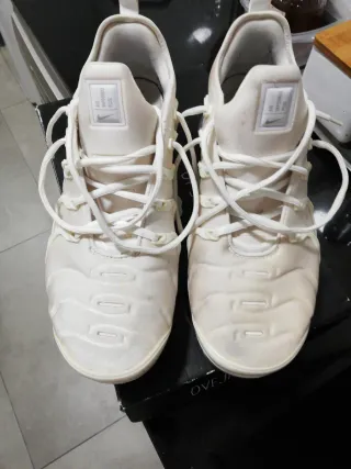 Nike Air Vapormax Plus Talla 45 Beige