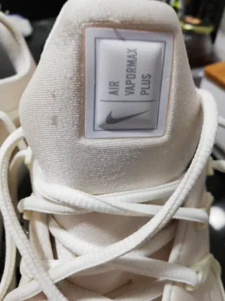 Nike Air Vapormax Plus Talla 45 Beige