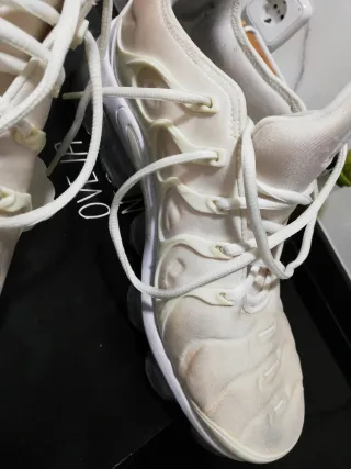 Nike Air Vapormax Plus Talla 45 Beige