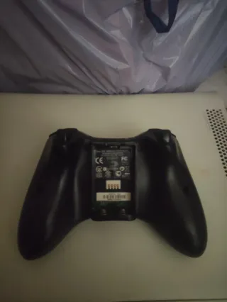 Xbox 360 Blanca + Mando + Juego CSI