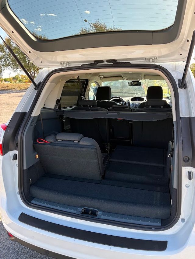 Ford Grand C-MAX 2013