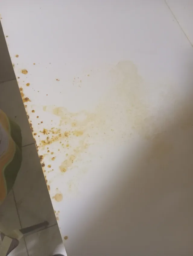 Mesa auxiliar extensible gris y blanca