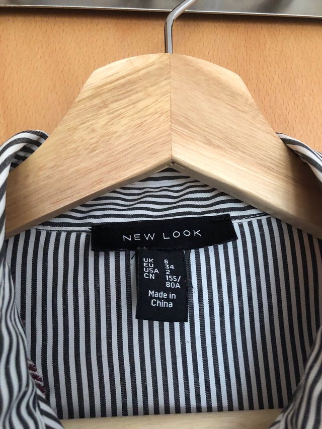 Camisa rayas New Look bordada