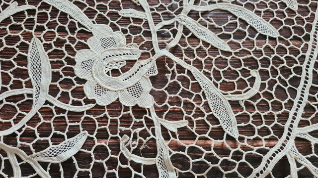 Tovaglia rotonda Burano in pizzo