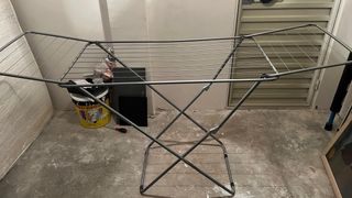 Tendedero metálico plegable interior