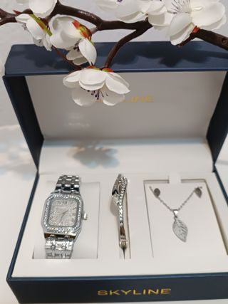 Conjunto Skyline: Reloj, Pulsera y Gargantilla