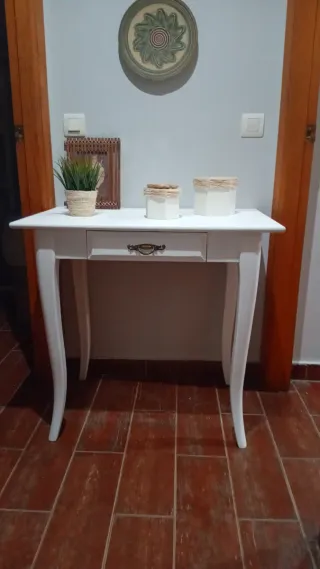 Tavolo da trucco bianco restaurato