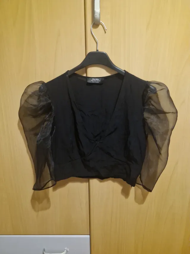 Top Bershka negro mangas transparentes T.S
