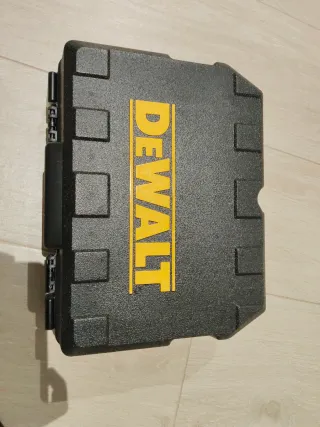 Nivel Láser DEWALT 360° DCLE34031D1