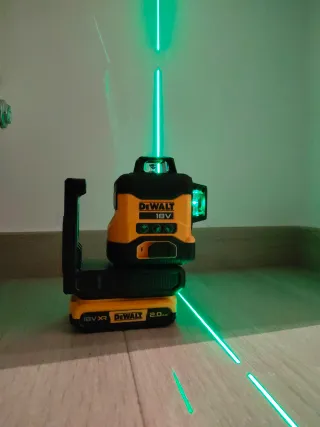 Nivel Láser DEWALT 360° DCLE34031D1