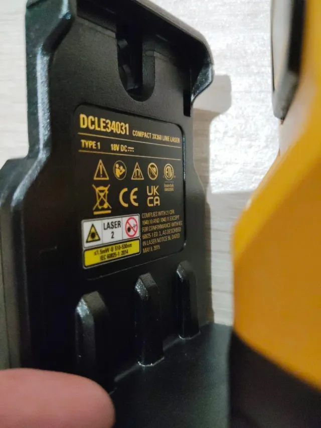 Nivel Láser DEWALT 360° DCLE34031D1