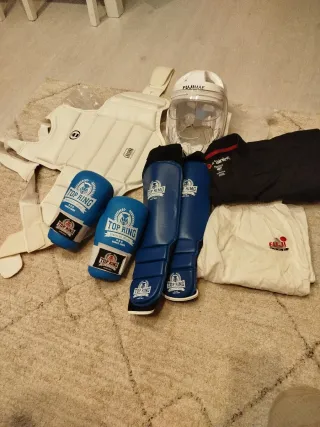 Protección Karate Guantes y Peto